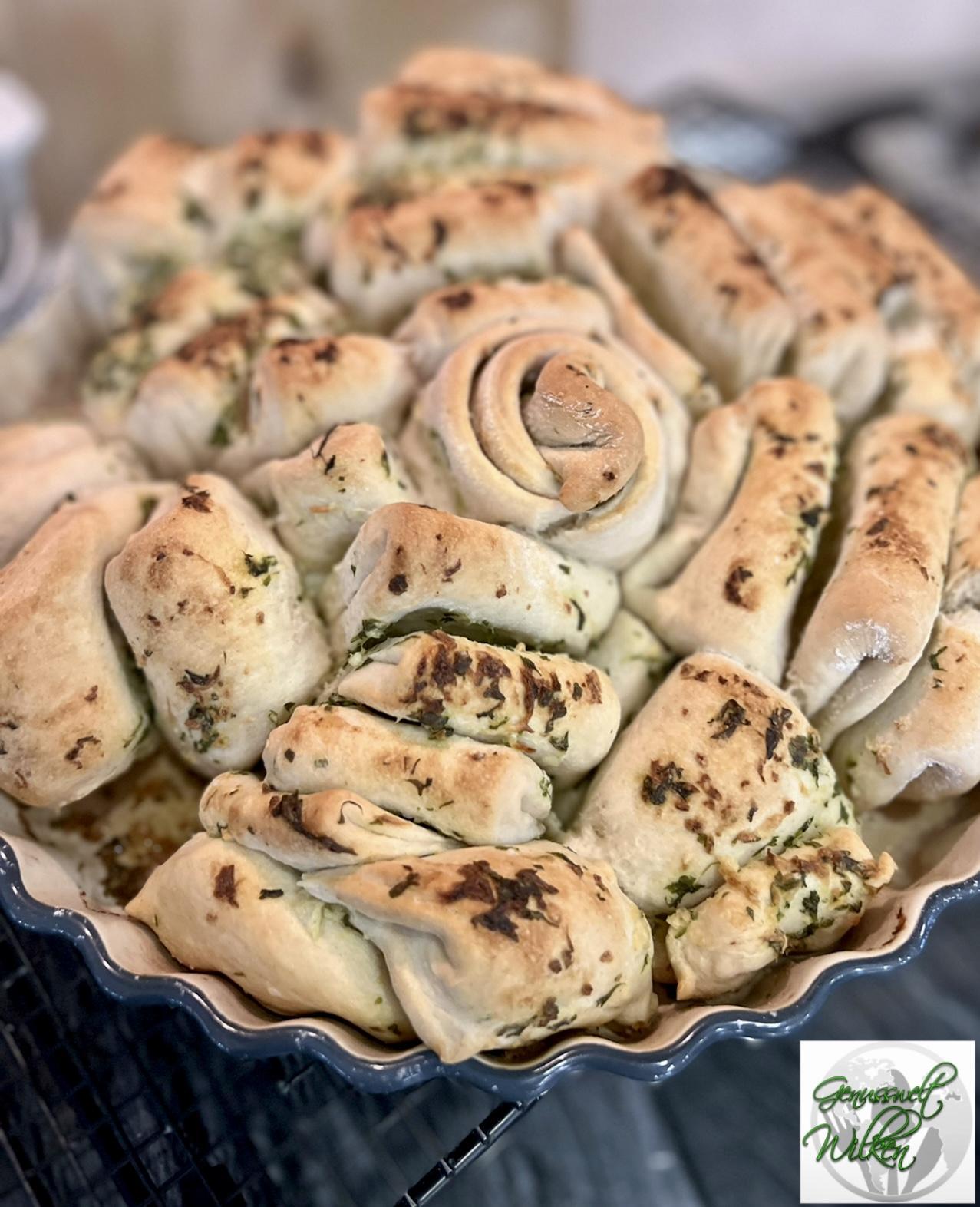 Kräuterfaltenbrot oder &amp;quot;Zupfbrot&amp;quot; | Genusswelt Wilken